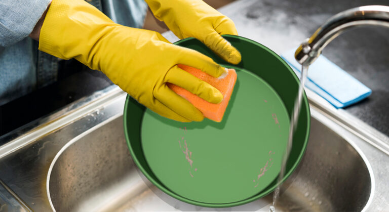 Подробнее о статье Как очищать промышленные хлебные противни?