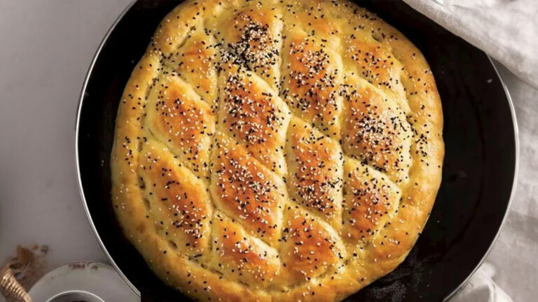 Подробнее о статье Приготовление рамазан-пиде дома: традиционный и вкусный рецепт